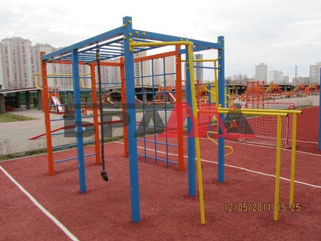 Дитячий спортивно-ігровий комплекс «Чемпіон»