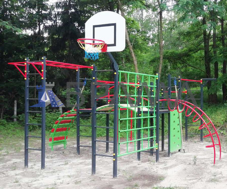 Дитячий спортивно-ігровий комплекс