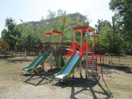 Дитячий спортивно-ігровий комплекс "Дві башти з двома спусками"