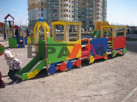 Детский игровой паровоз с вагонами