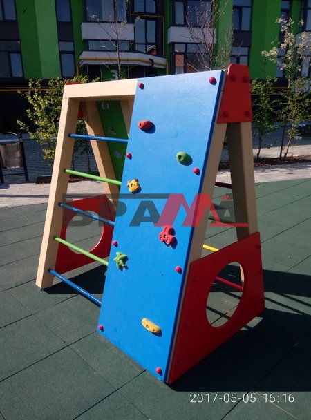 Комплекс дитячий спортивно-ігровий "Пірамідка" 
